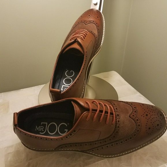 Shoes - Picture 4 of 7